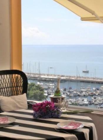 Apartment W Stunning View - Marina - Free Parking & Ac Funchal  Exteriör bild